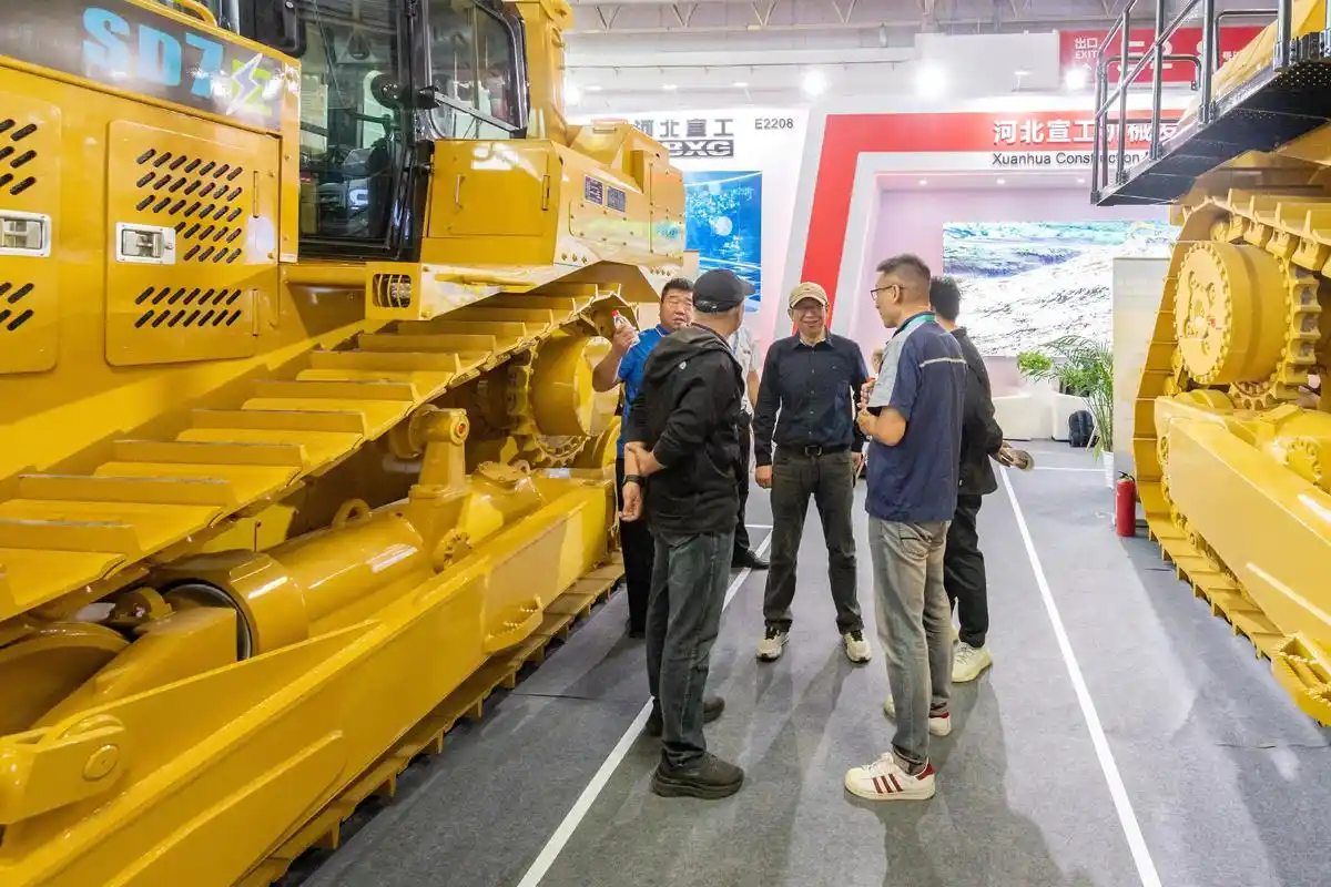 Shantui SD32 Alternatives: Similar Bulldozers That Deliver Comparable Performance